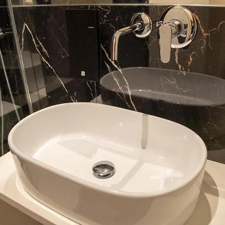 Palazzo Lachman 招待所 特伦托