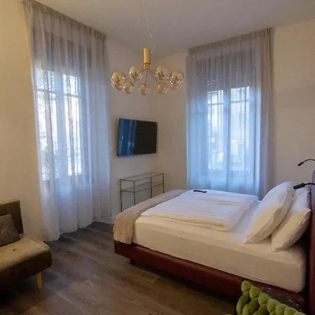 Soul Of Grand Lachman Palace Guest house 3*
