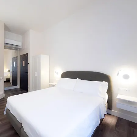 Soul Of Grand Lachman Palace Guest house Trento