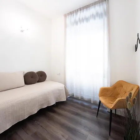Soul Of Grand Lachman Palace Guest house 3*